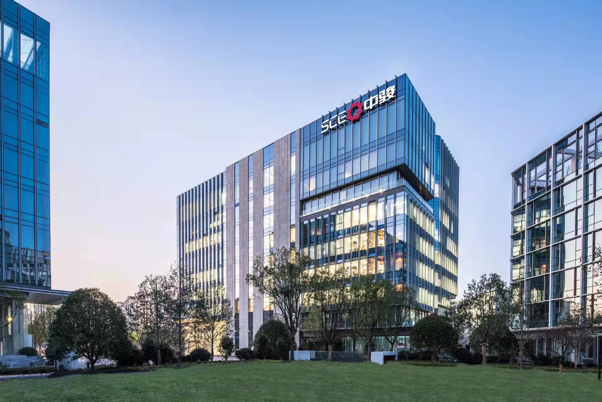 虹桥中骏广场二期