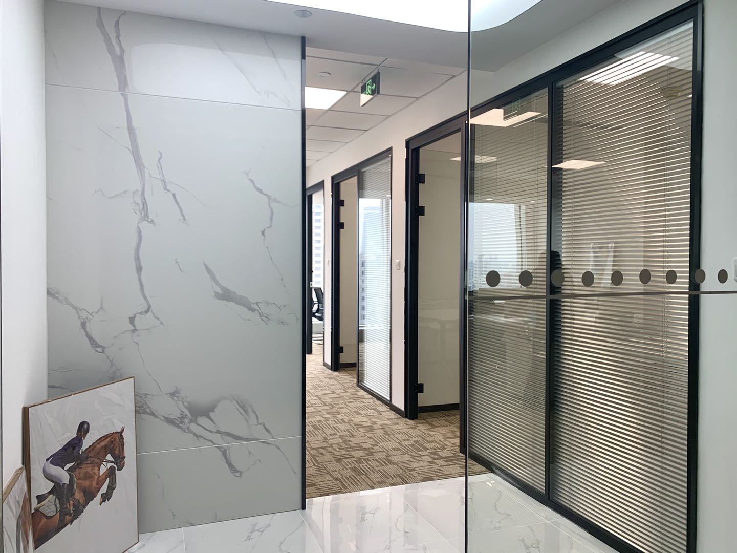 soho东海静安寺性价比小户型落地窗拎包入住(图1)