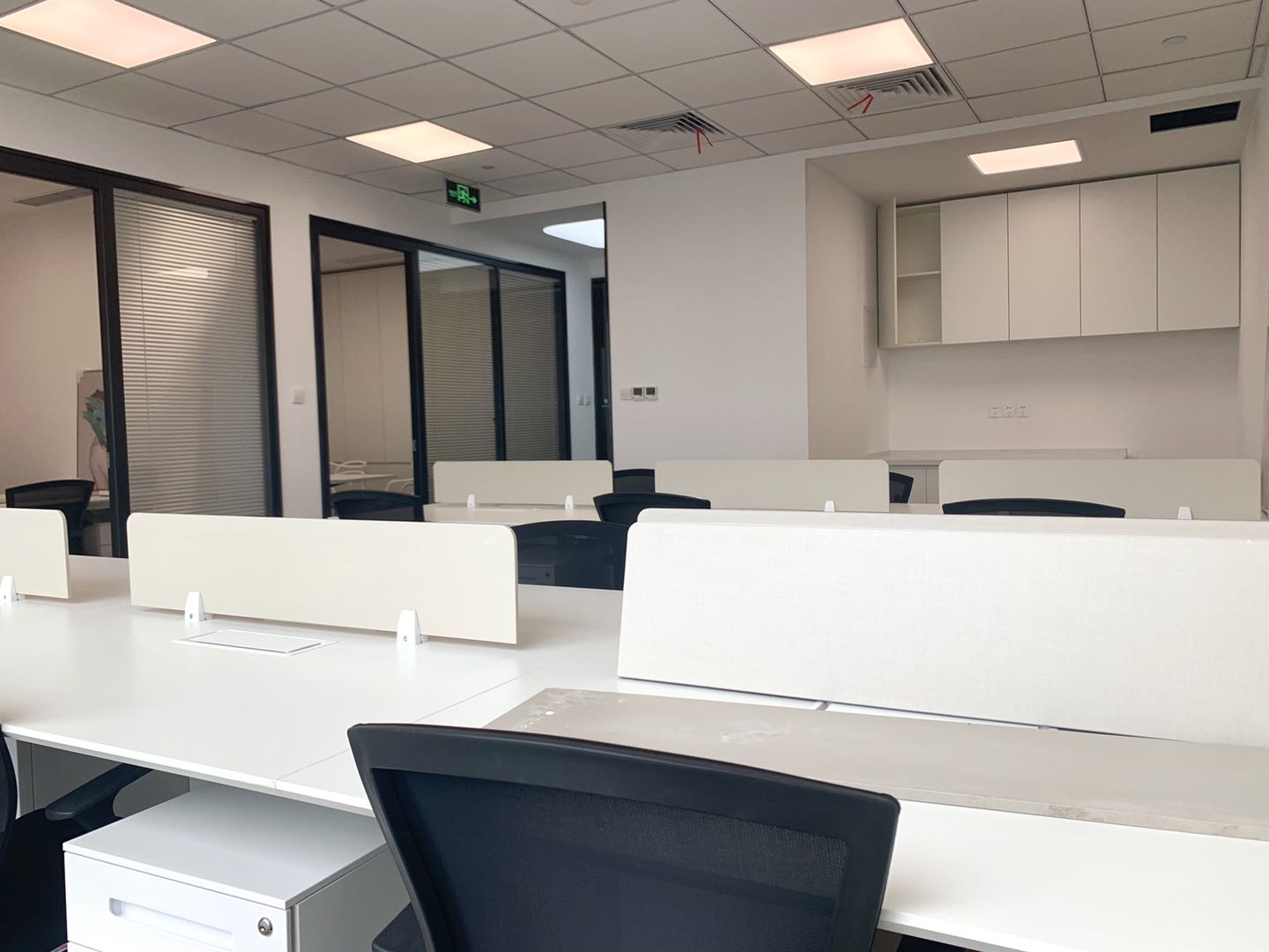 soho东海静安寺性价比小户型落地窗拎包入住(图6)