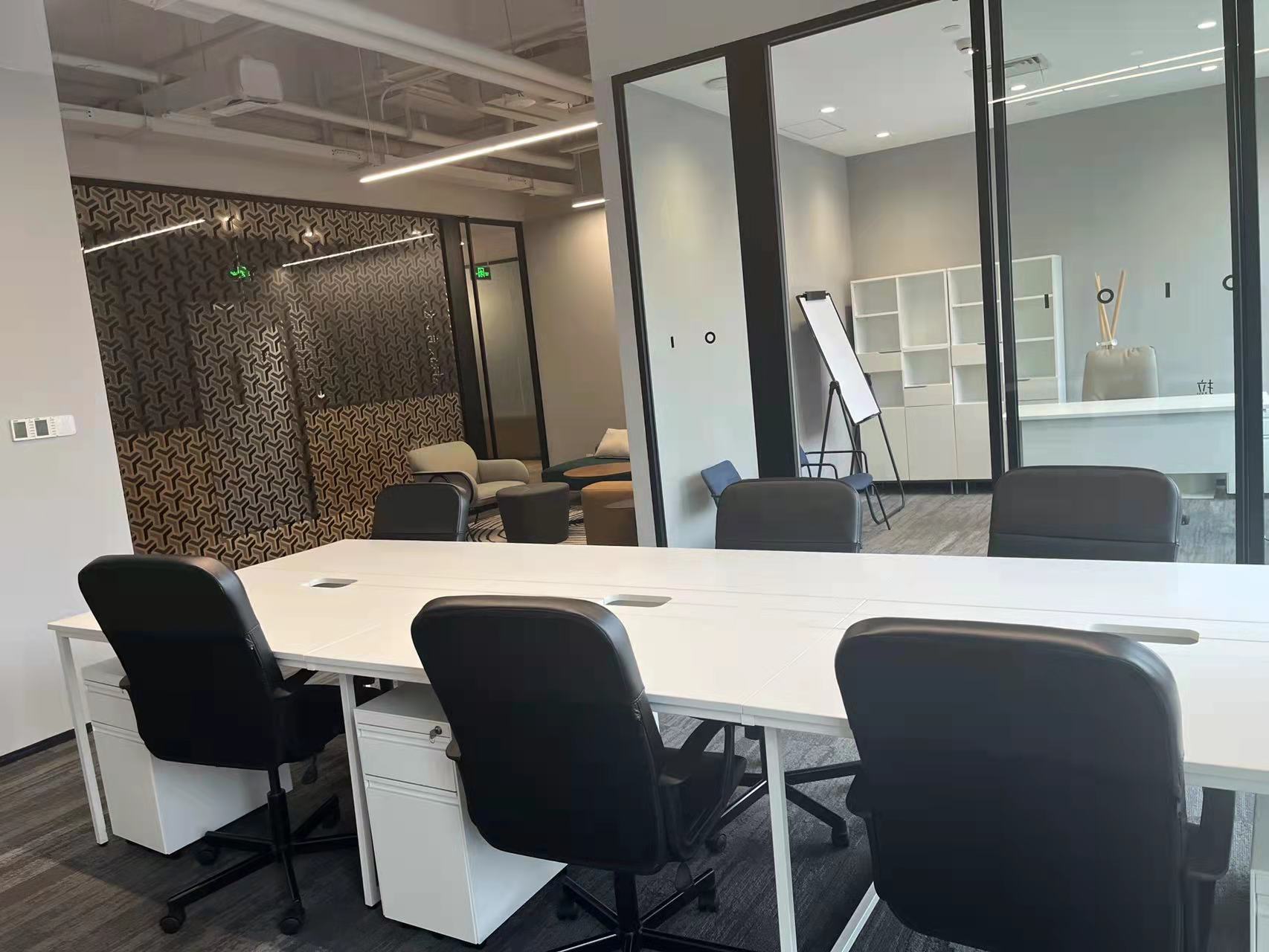 虹桥中骏广场一期120平带装修出租(图2)