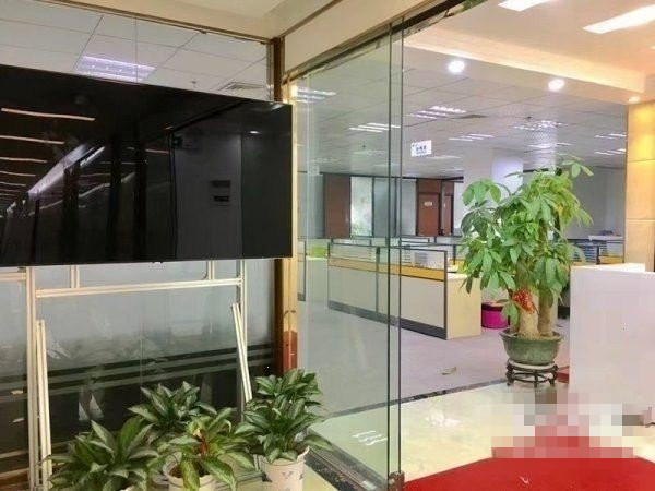 17-22031QS5124H.jpg 虹桥商务区虹桥国际展汇,精装修带家具200方带家具,本车接送地铁站,三轨交替,交通便利(图5)