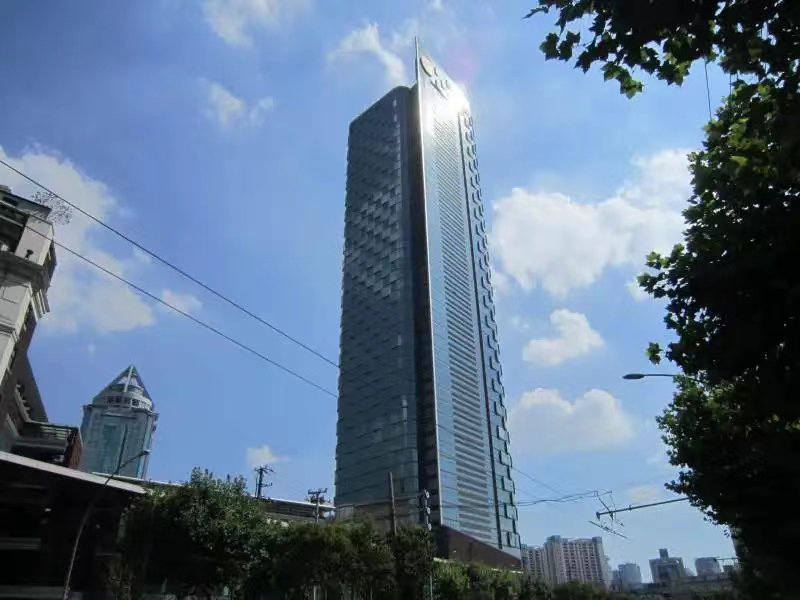 虹口中信广场中高区精装修看江500平现房(图1)