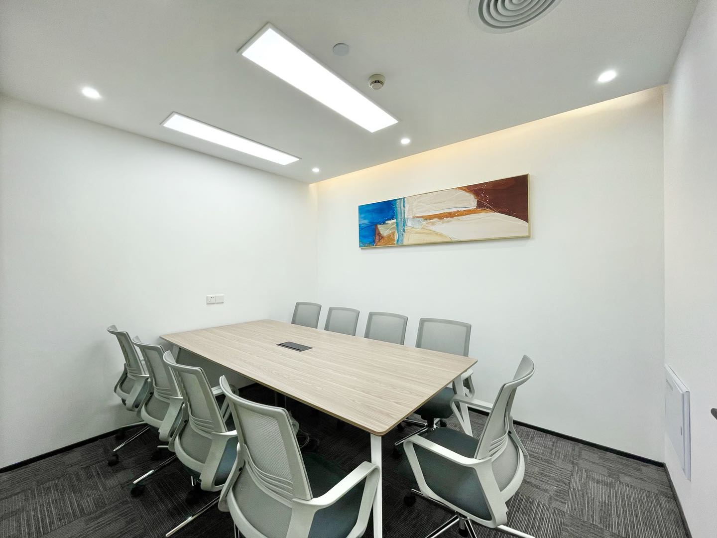 静安仲益大厦200平精装现房拎包入住南京西路地铁站(图3)