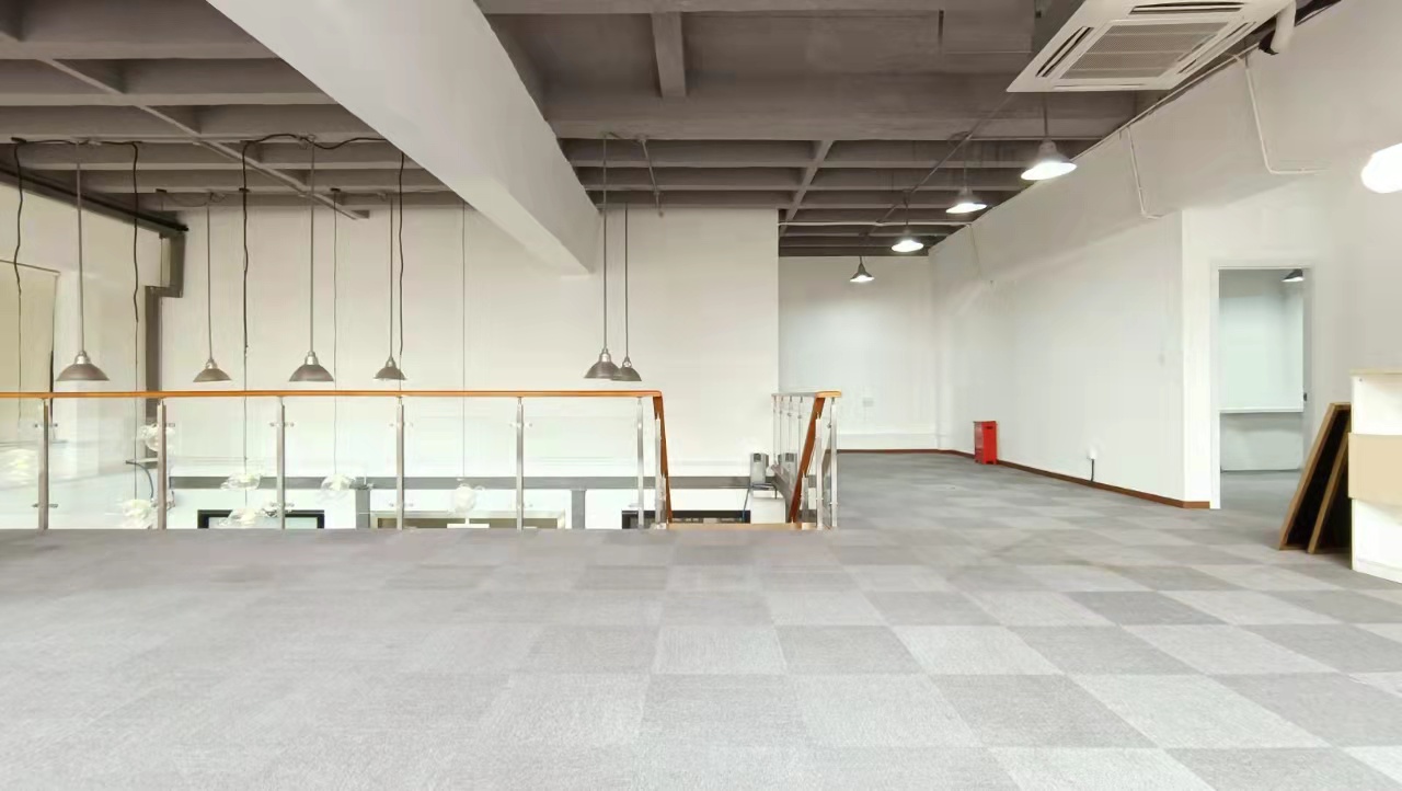 虹口区 双规交汇 德必运动loft 简单装修 复式结构 办公室选址(图7)