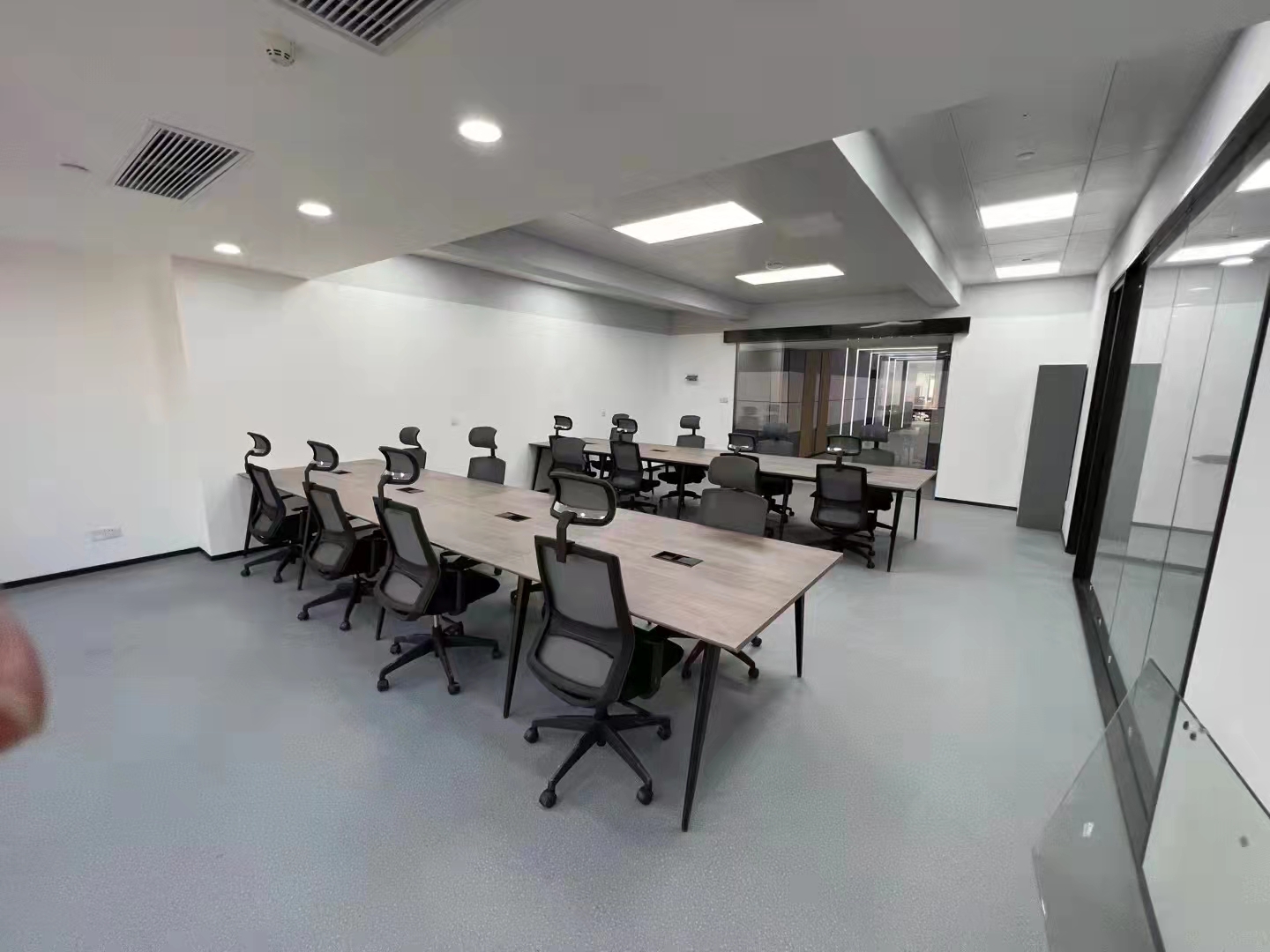 闵行银石科技园130平精装修带家具优质房源出租(图4)