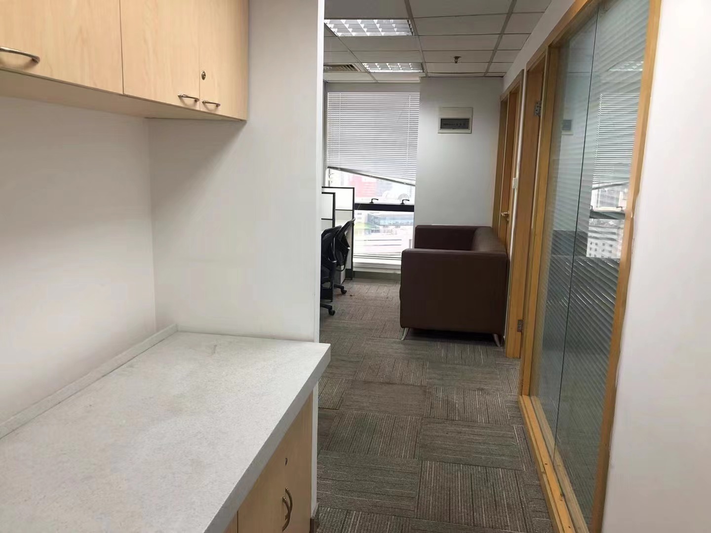 9-220330194411N6.jpg 古北远东国际广场200平精装修带家具拎包入住(图7)