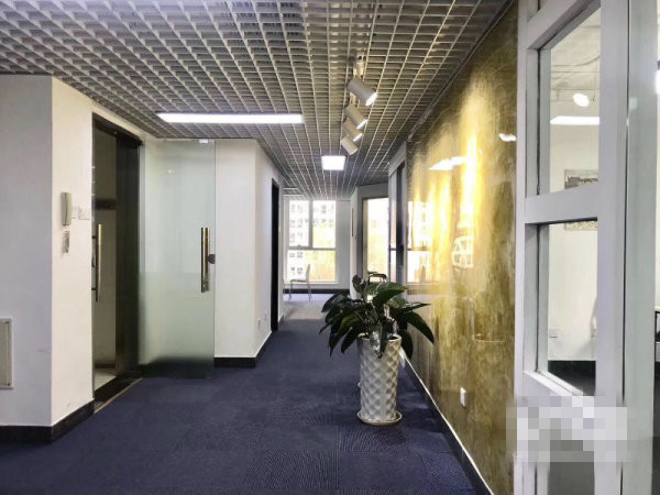 17-220402115936344.jpg 五牛控股大厦,精装修带家具,看房随时,业主直租,交通便利(图5)