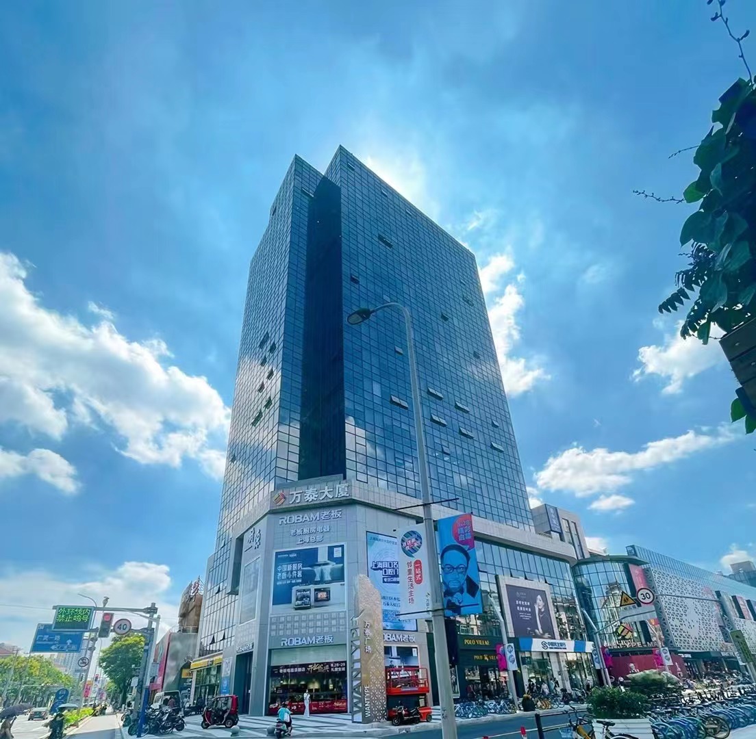 9-2204021F2395Z.jpg 五角场东方蓝海国际广场200平精装修(图1)