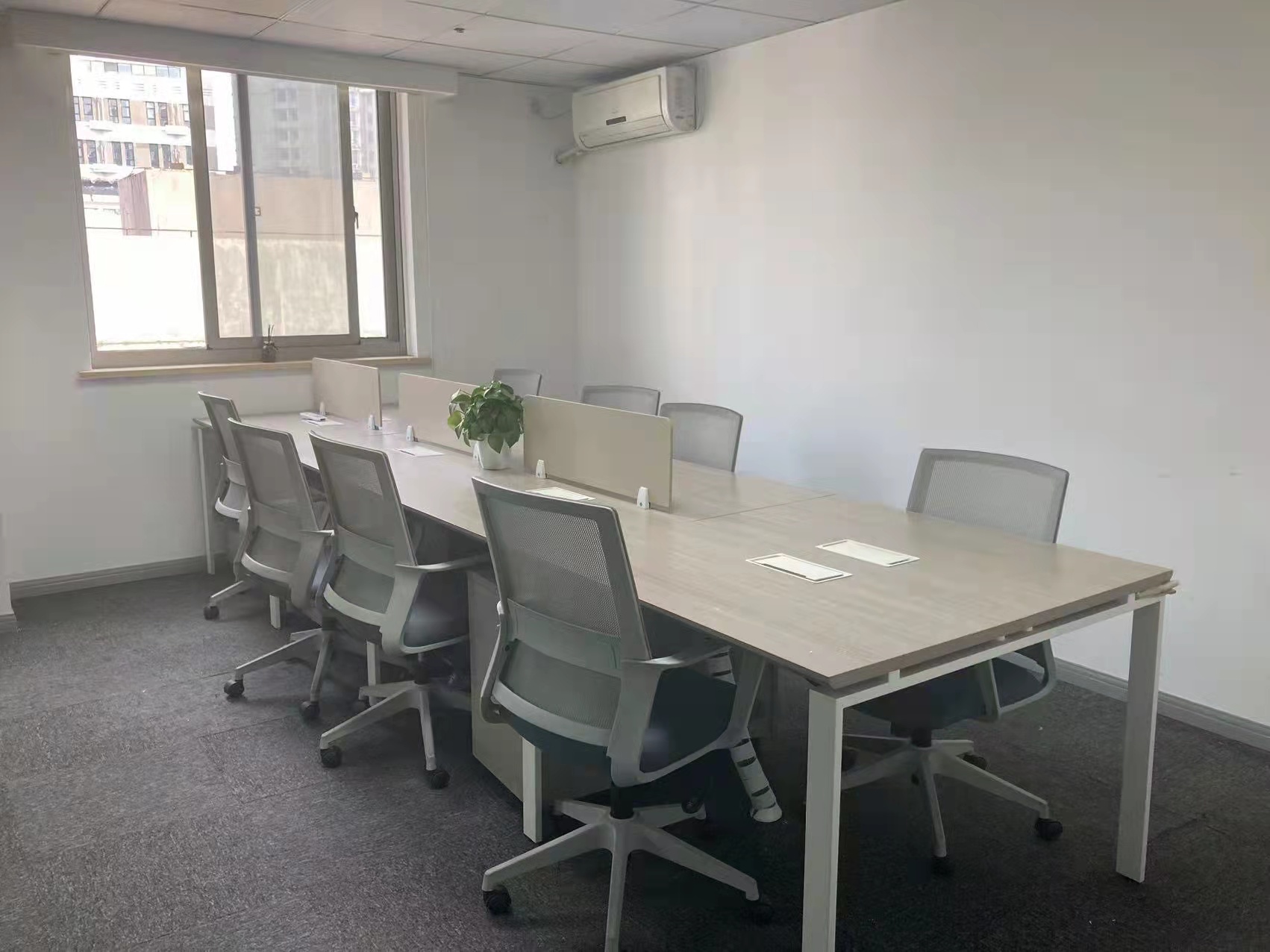 16-220406112941K1.jpg 长宁金虹桥国际中心105平精装修带家具优质房源出租(图1)