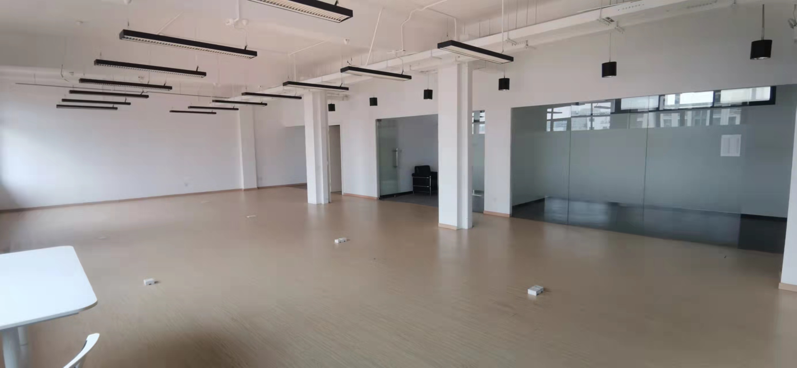 上海马戏城站 百联莘荟创意园 300平独立空调 疫情享补贴办公室选址(图2)