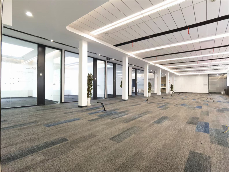 12-2204121A334139.jpg 物业急租自贸区写字楼可注册食品,化妆品,医疗 危险品等(图5)