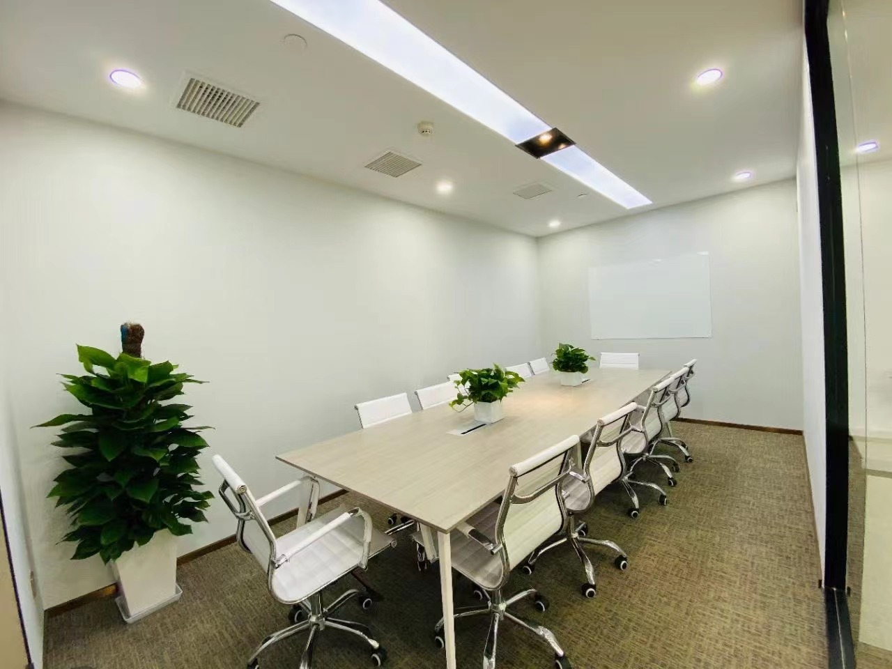 曹杨路我格广场200平精装修带家具拎包入住房型方正(图8)