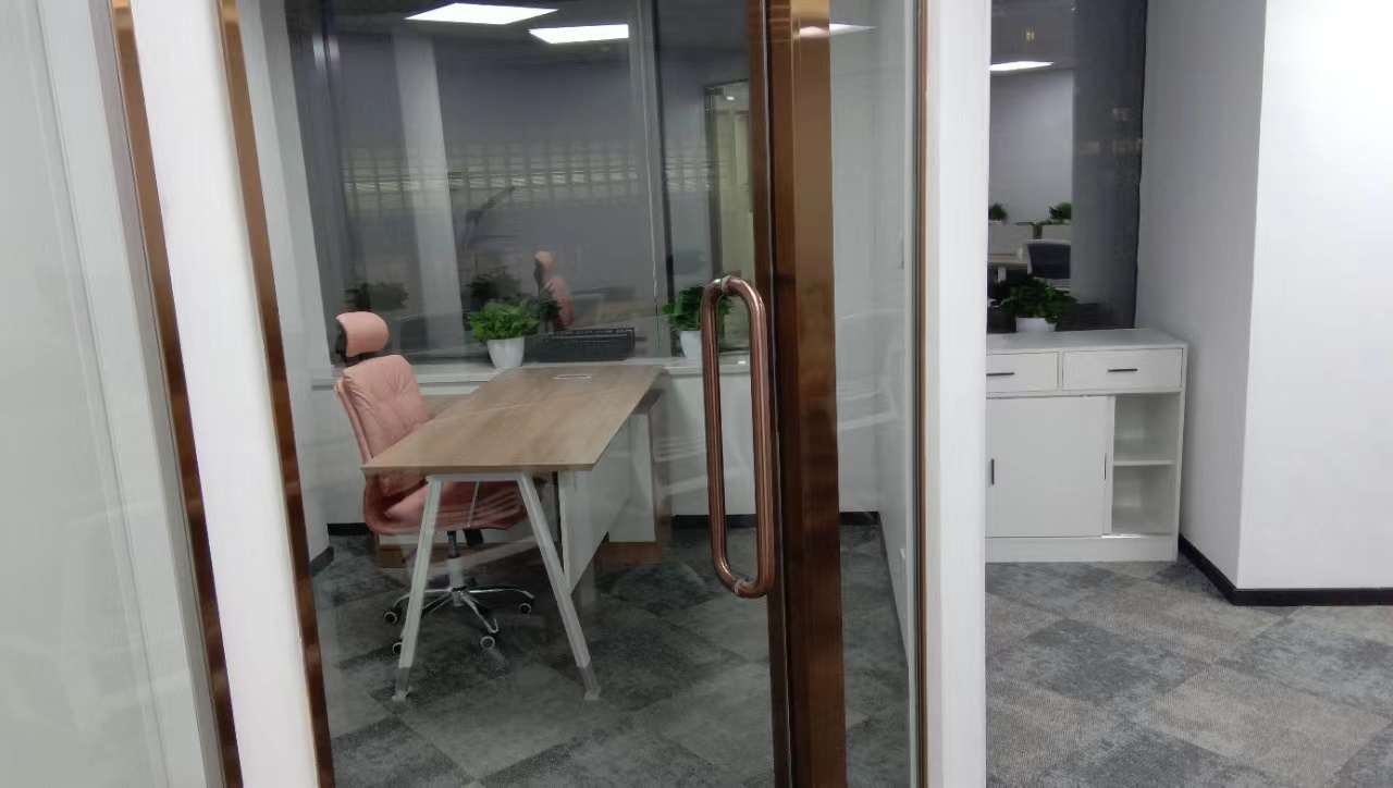 16-22041410443L05.jpg 浦东森兰美奂大厦259平精装修带家具优质房源出租(图1)