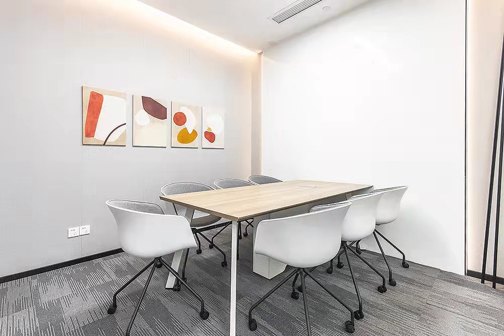 9-2204151FR52B.jpg 静安泰禾大厦230平精装修带家具拎包入住(图2)