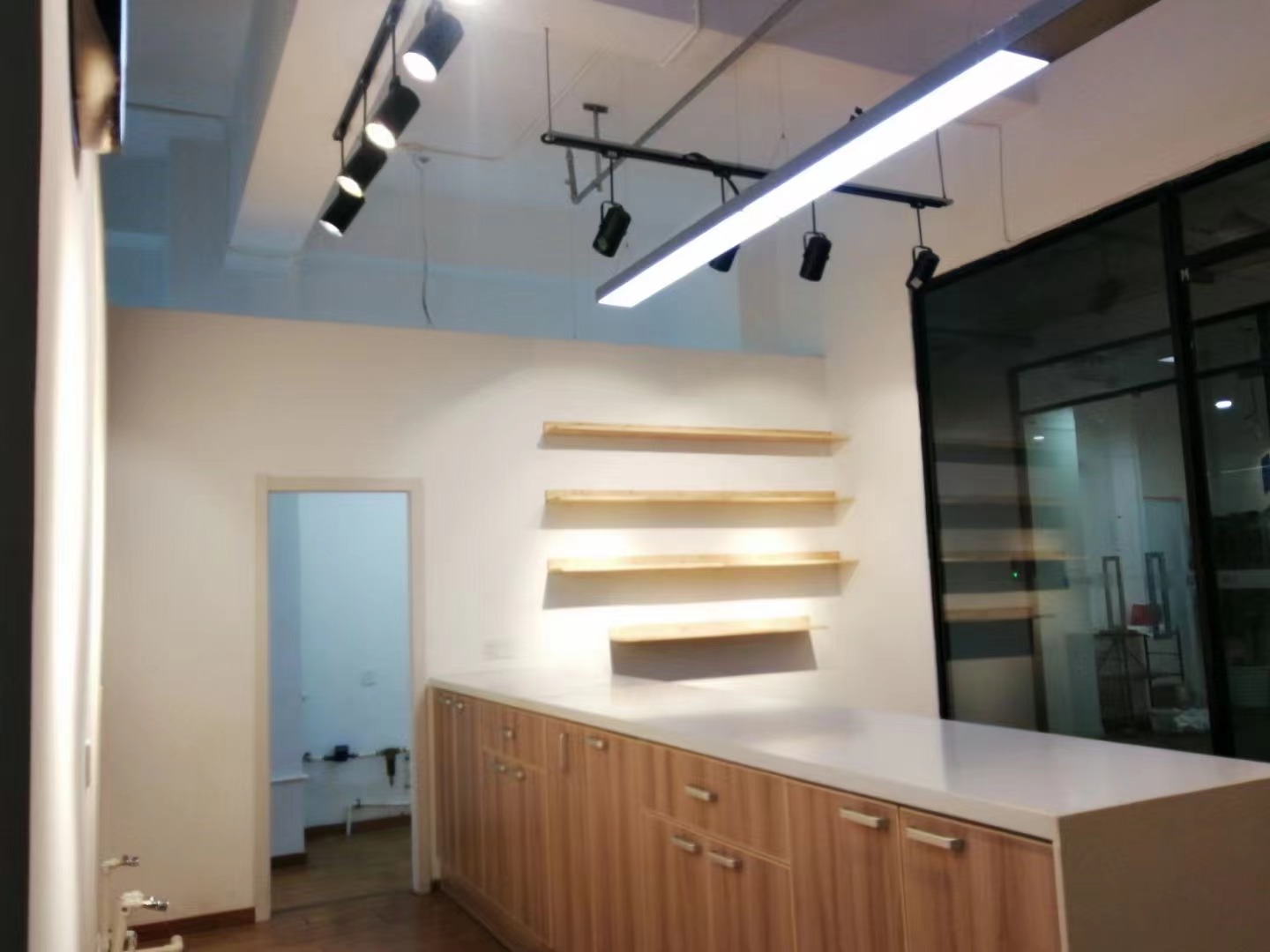 漕河泾钦江园180平现房带装修拎包入住带上下水24小时独立空调(图6)