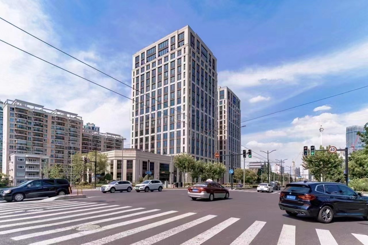 9-22041QH35R57.jpg 双狮汇大厦精装修带家具隔断可改多面积可选拎包入住(图2)