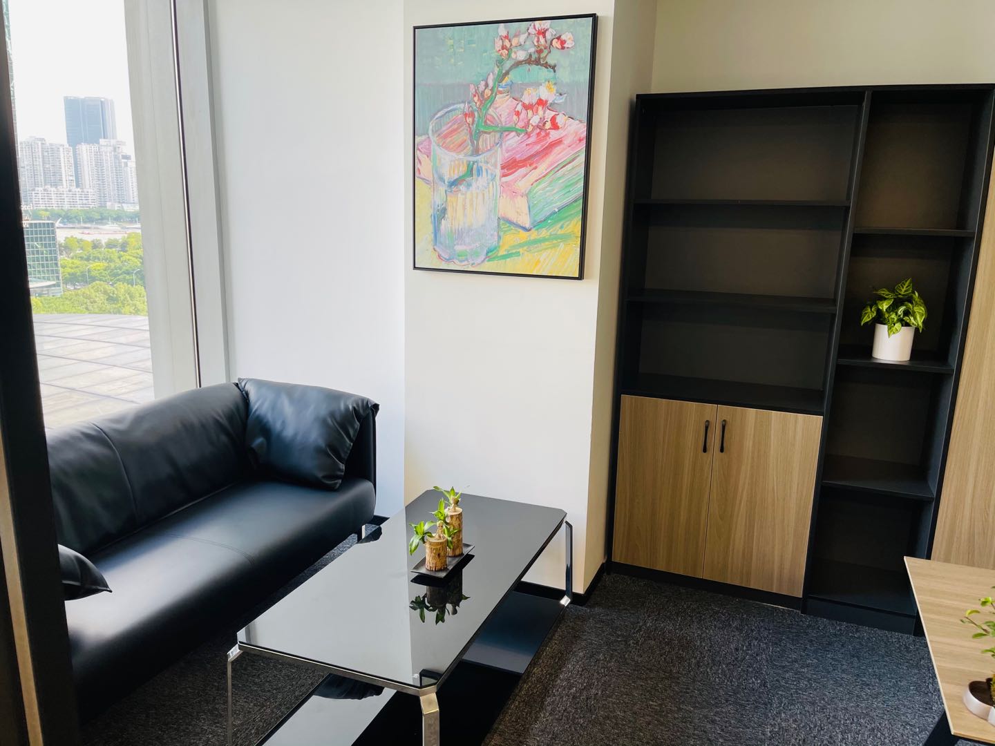 9-2204211T14J44.jpg 浦东上海银行大厦精装修带家具拎包入住(图5)