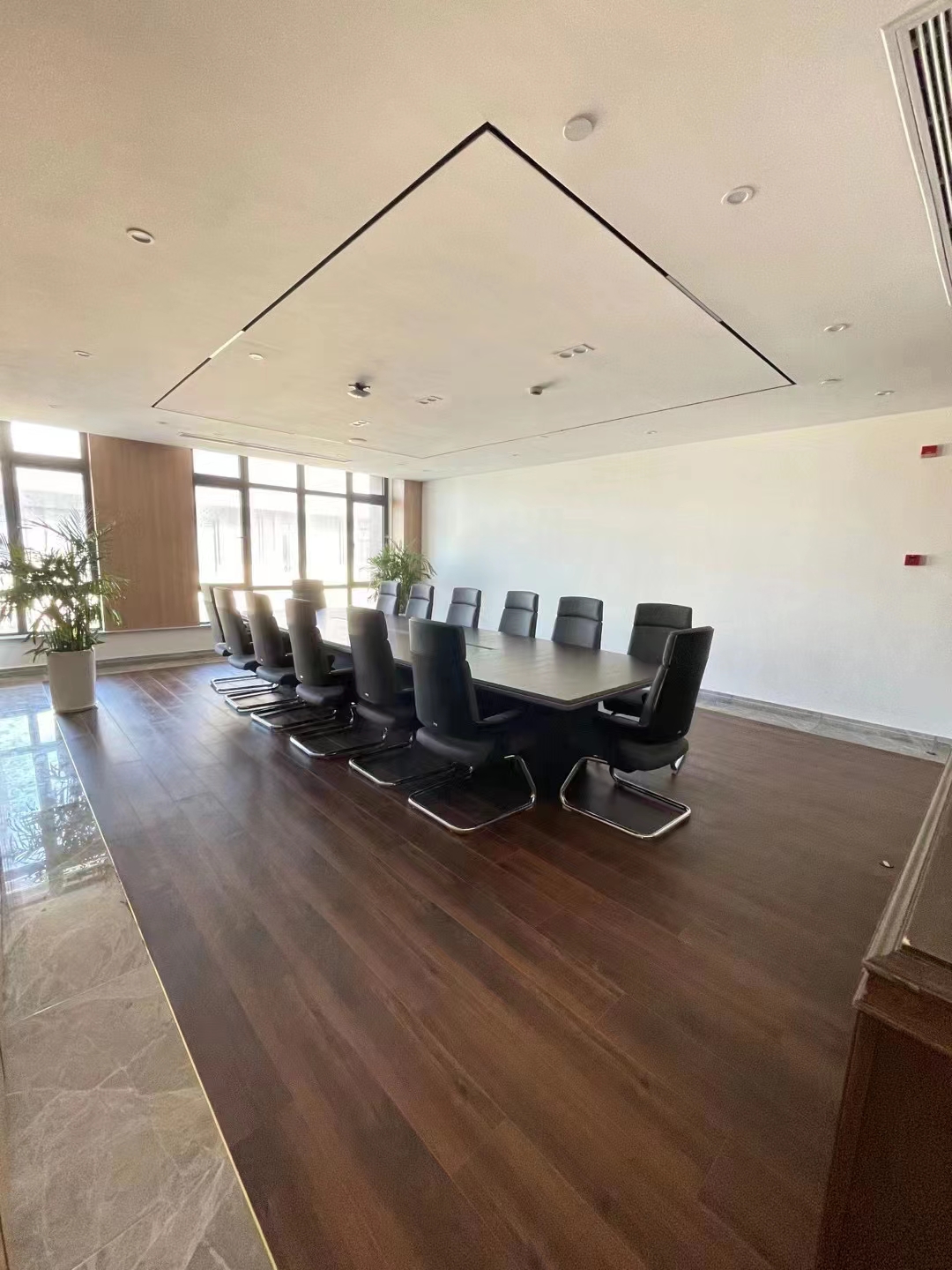 16-220424141A1257.jpg 上海静安嘉里中心165平精装修带家具优质房源出租(图3)