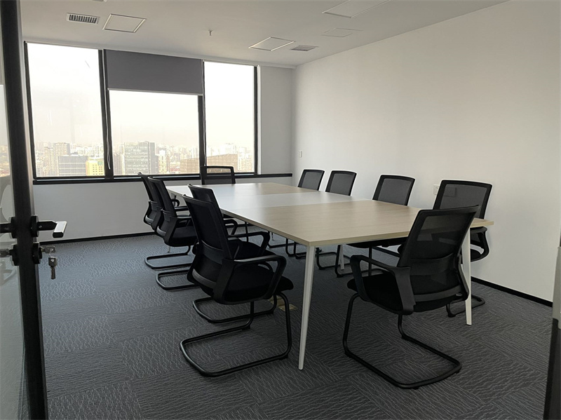 12-2204251AZ1133.jpg 陆家嘴地铁站,环球金融中心200平精装修带家具,拎包入住 挂壮收(图2)