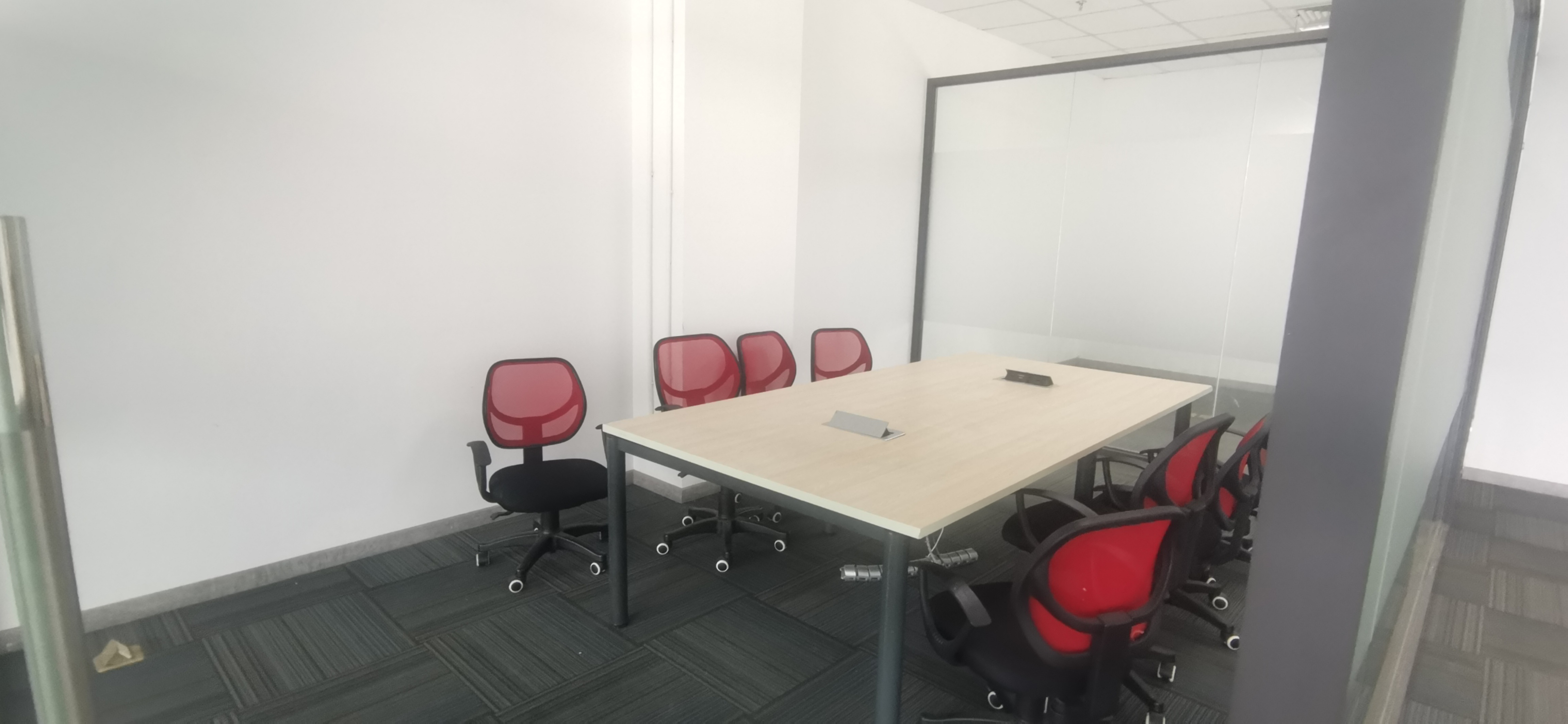 9-2204251Z231N8.jpg 大宁财智190平带装修现房三隔断1号线上海马戏城站(图3)