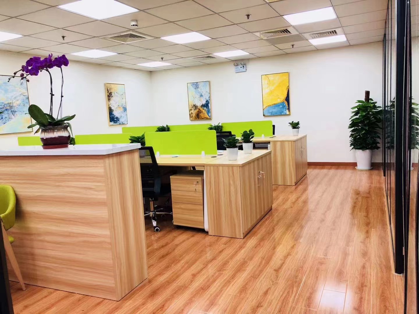 陆家嘴上海招商局大厦精装修带家具拎包入住(图1)