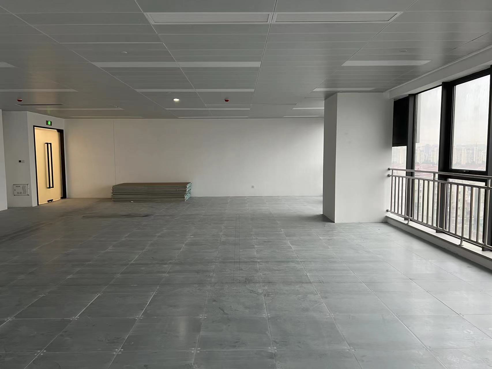 徐汇万科中心二期  徐汇商圈 上海南站地铁站 交通方便 疫情期间 免租政策 价格好谈 办公室出租 400平500平可定制装修(图2)