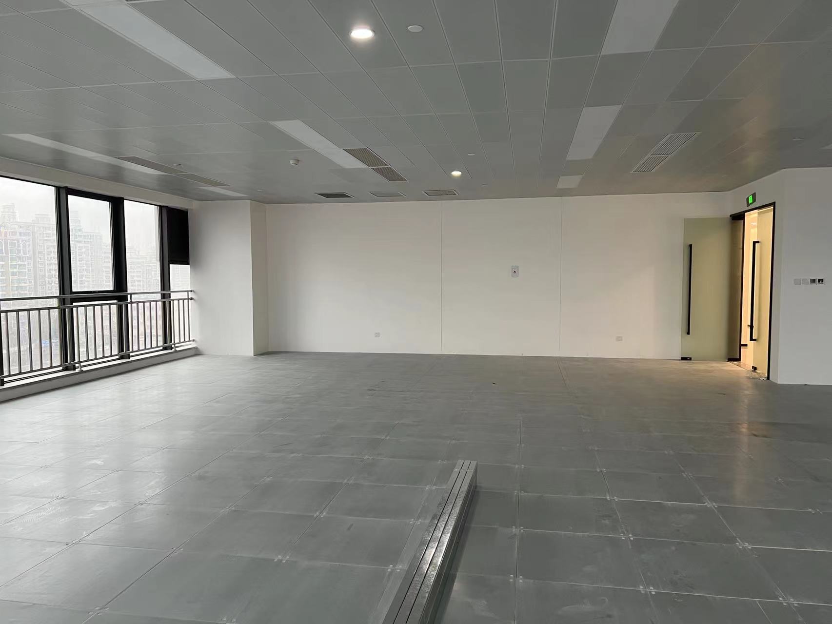 徐汇万科中心二期  徐汇商圈 上海南站地铁站 交通方便 疫情期间 免租政策 价格好谈 办公室出租 400平500平可定制装修(图1)