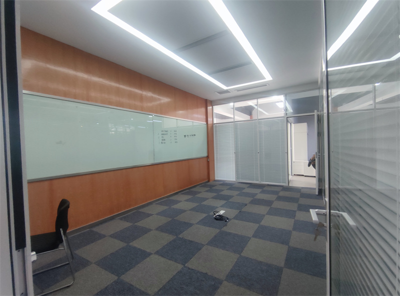 徐家汇核心地段写字楼出租精装修，上海实业大厦飞雕国际圣爱大厦(图6)