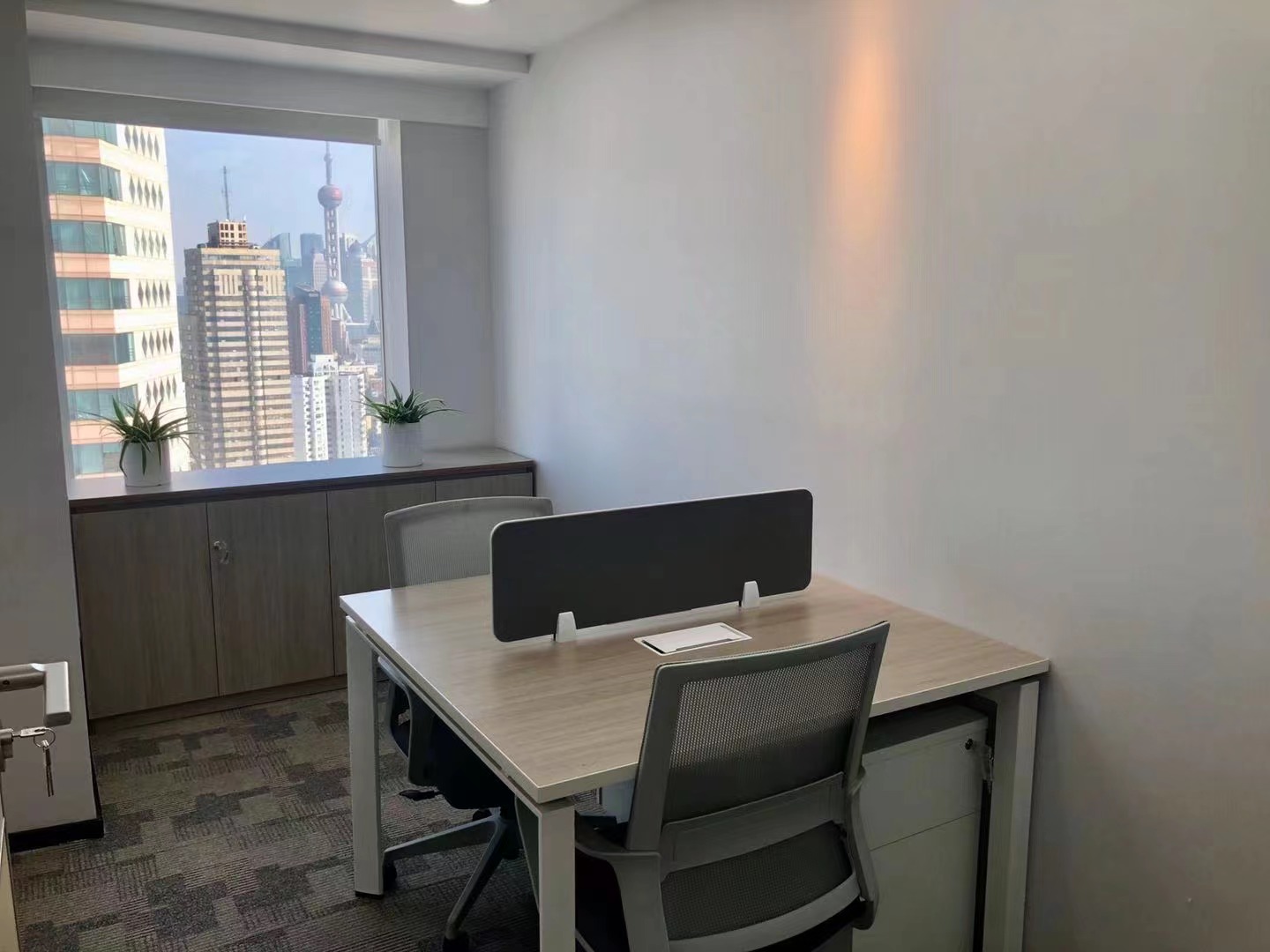 9-220505223P34O.jpg 上海科技京城精装修带家具拎包入住(图4)