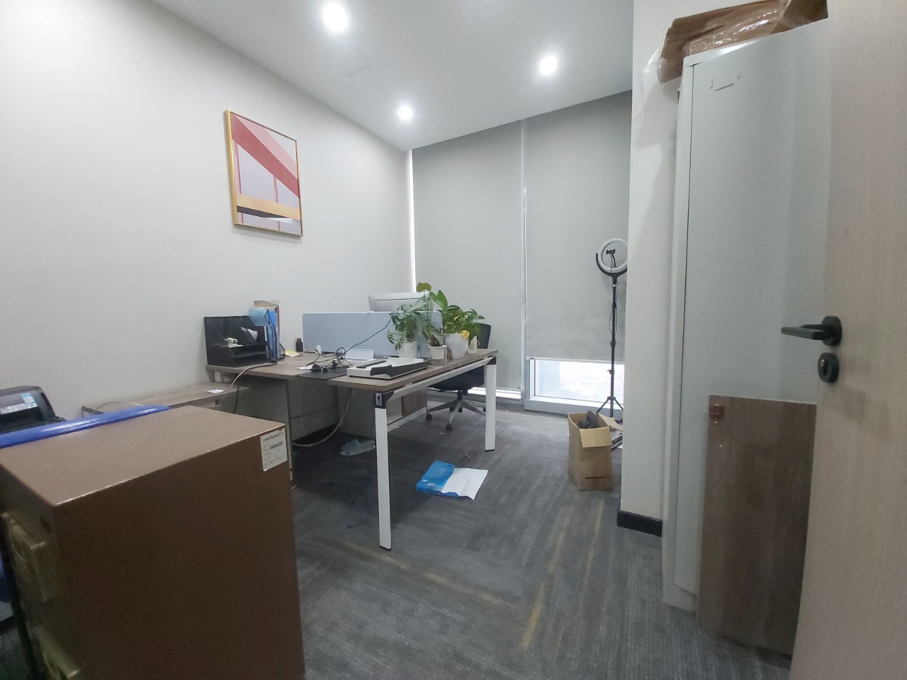 徐汇飞洲国际广场 写字楼出租 徐家汇 上海体育馆地铁站 高品质 精装修带家具  拎包入住 疫情减免 价格好谈 300平400平出租(图6)