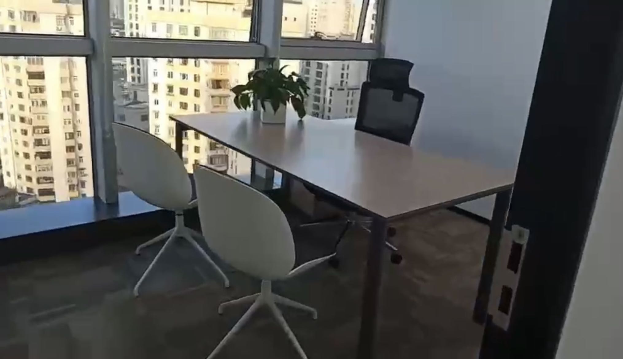 黄浦东淮海国际大厦精装修带家具拎包入住(图2)