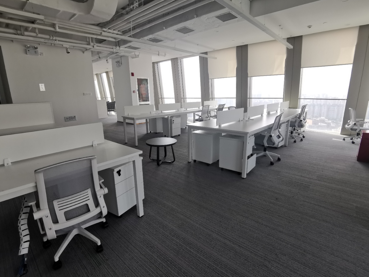 长宁古北SOHO500平精装修带家具拎包入住(图2)