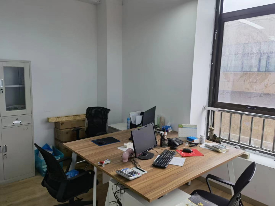 9-220510225Z5234.png 大树下680数字园带装修现房出租24小时独立空调(图2)