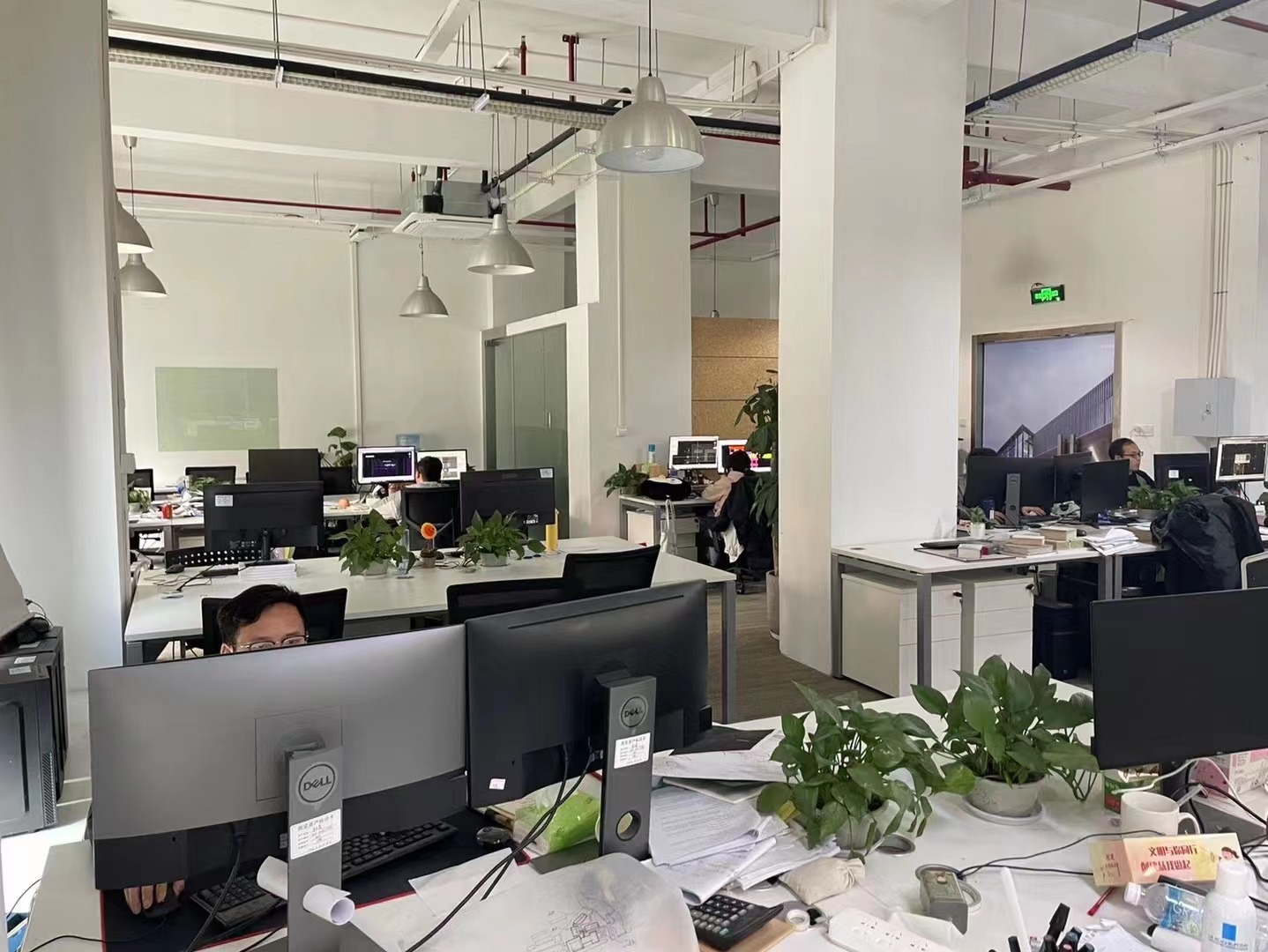 普陀越界苏河汇280平大平层精装修带家具拎包入住(图2)