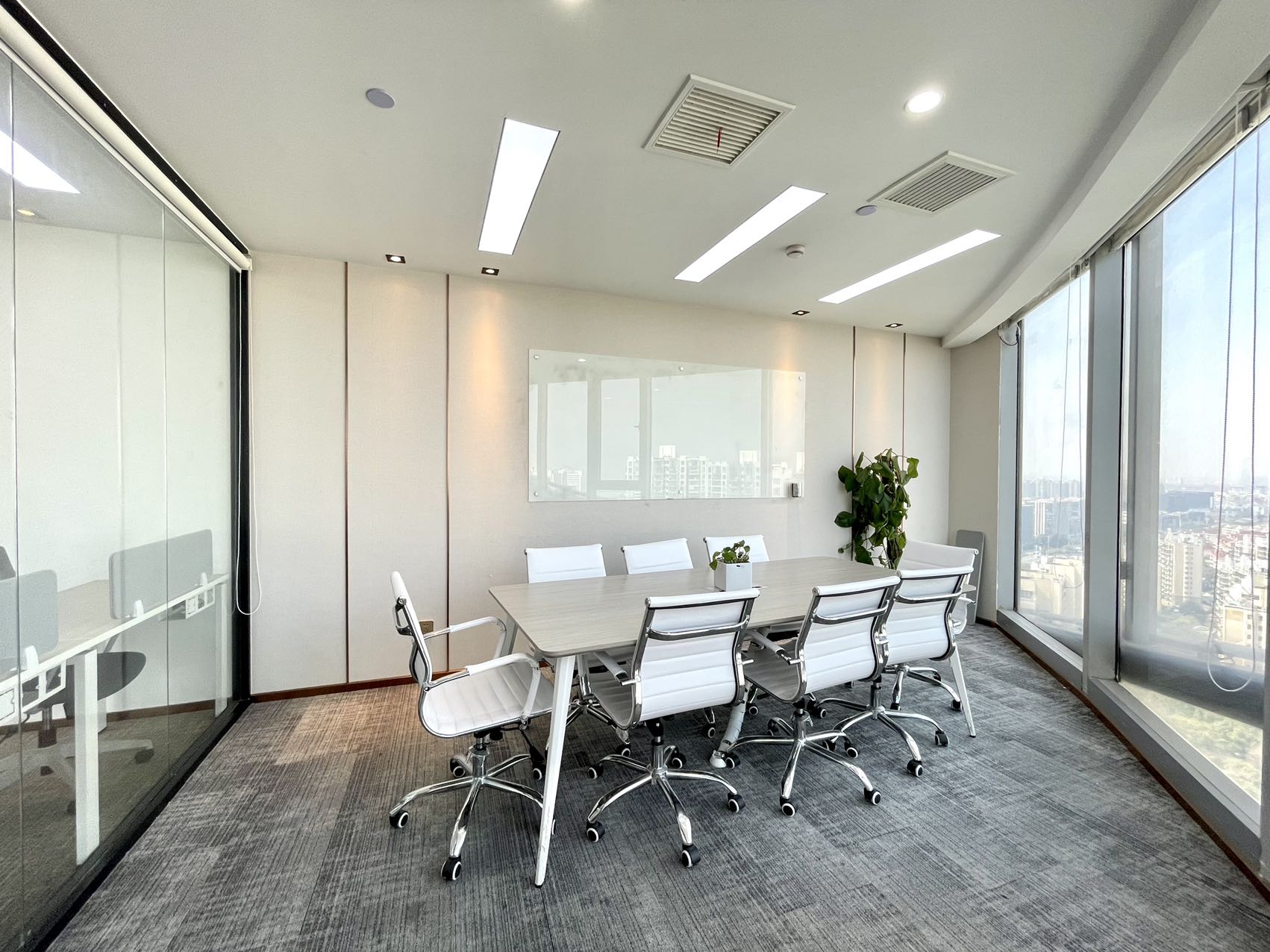  静安恒利国际大厦 写字楼办公出租 精装带家具 南京西路核心商圈 近人民广场兴业太古汇 配套商场 1000平可定制装修出租(图6)