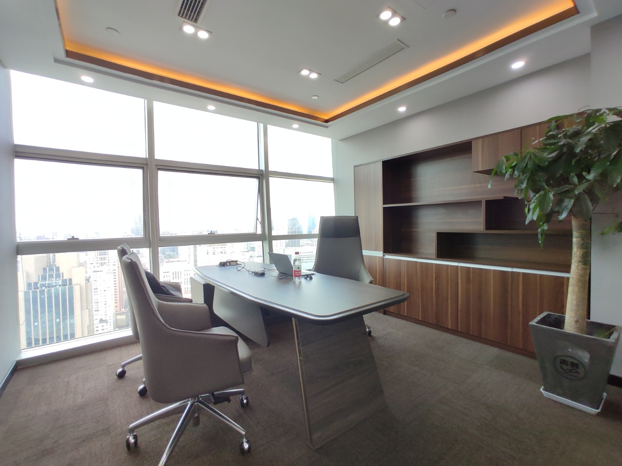 高区现房! 嘉里企业中心,办公室出租178平精装修,五轨交汇!(图9)