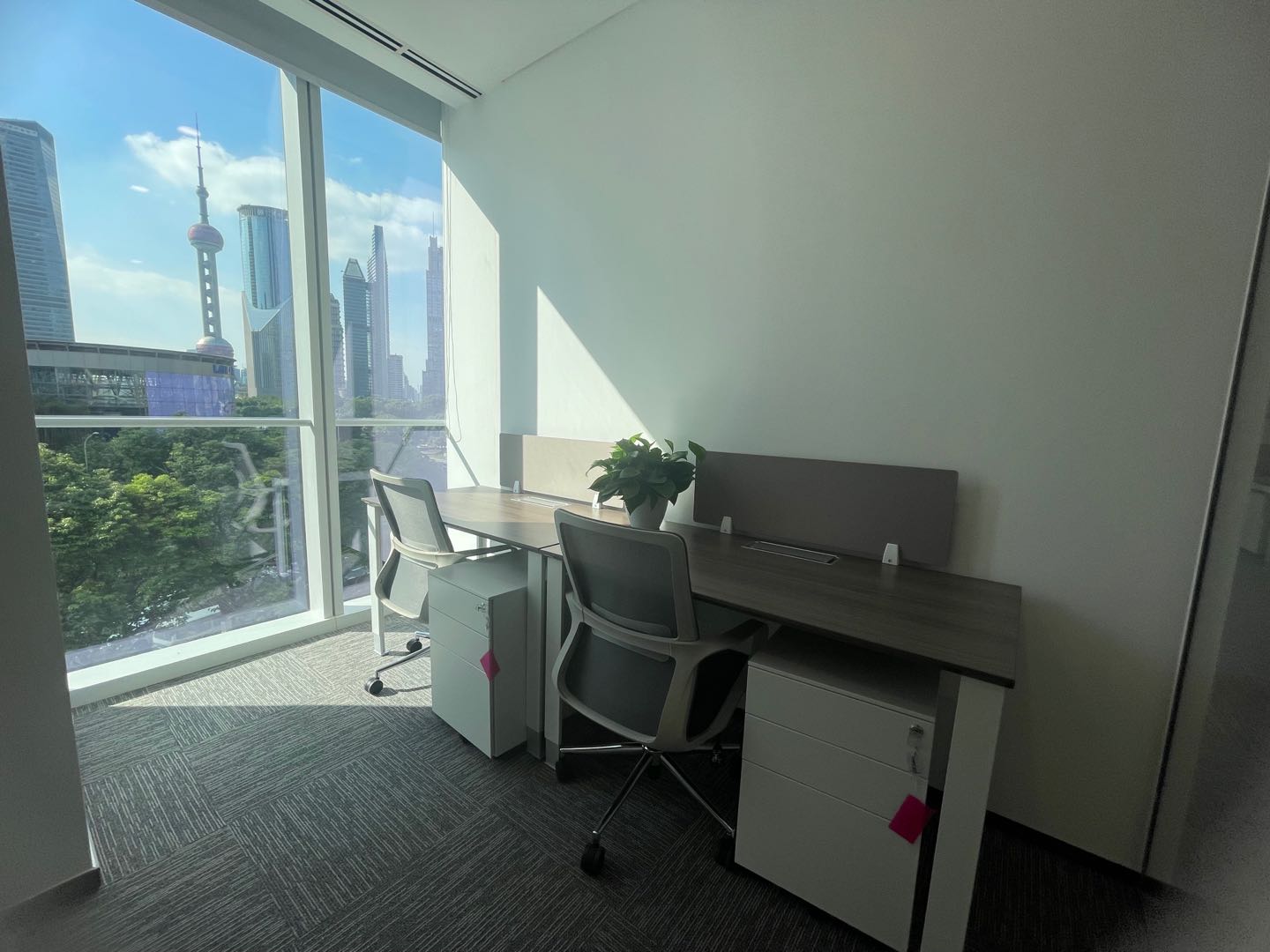 8-220512145933J4.jpg 陆家嘴21世纪大厦精装修带家具拎包入住460平(图5)