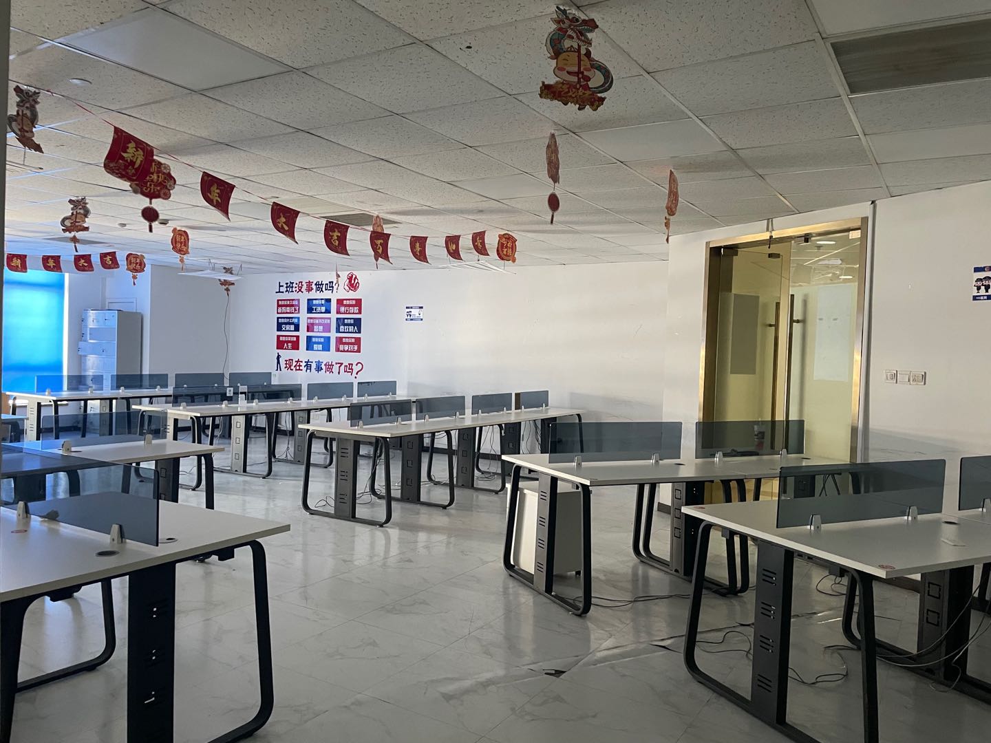 9-220516235214I1.jpg 苏河一号150平精装修带家具拎包入住(图6)