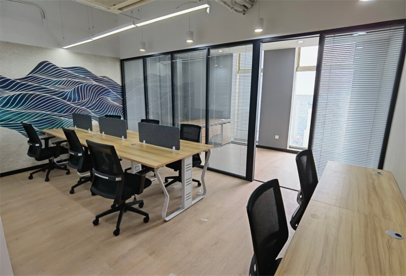 苏河一号精装4隔断25个工位 |随时入驻适合金融律师客户|无佣(图2)