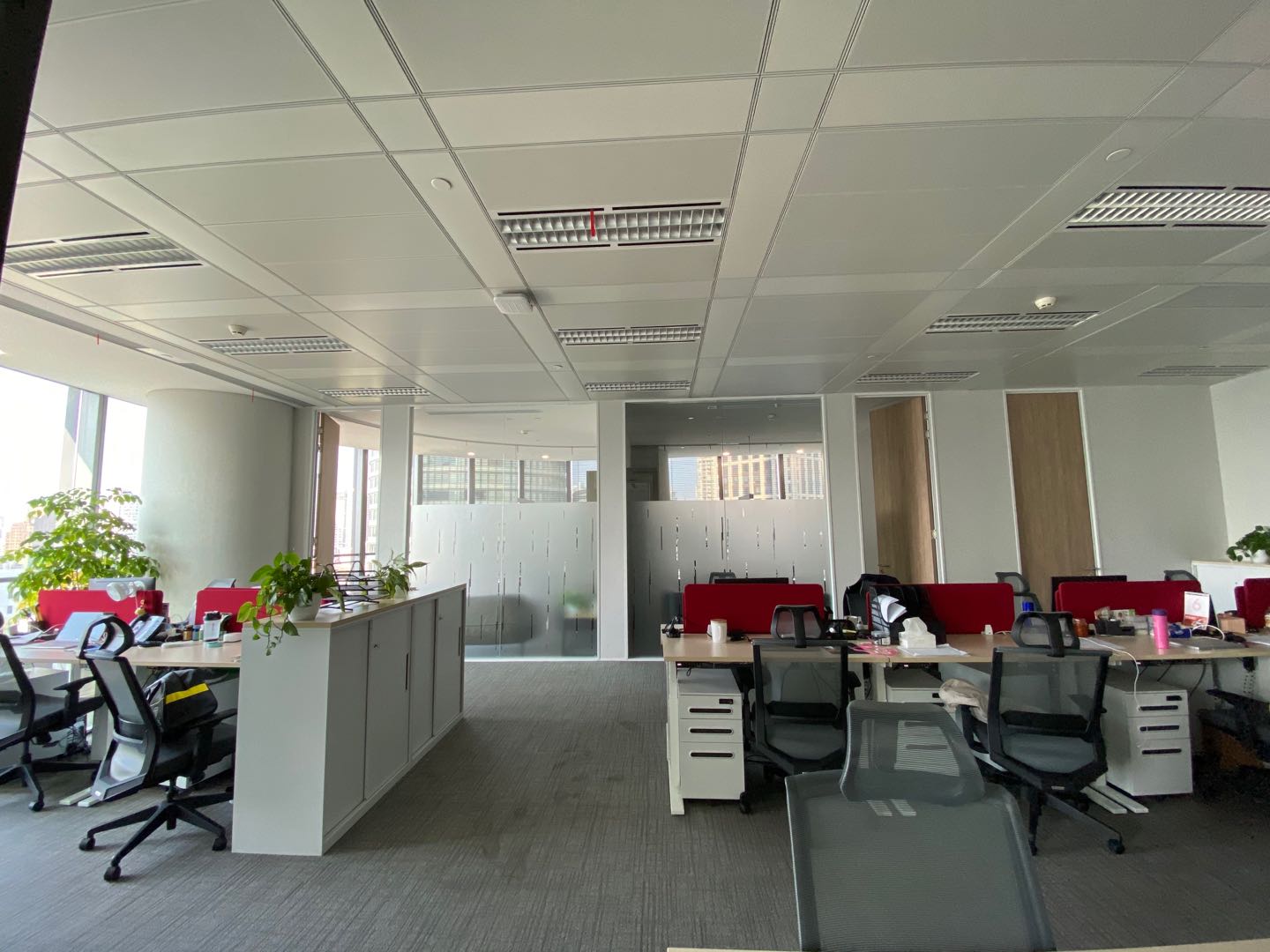 7-22051Q43402648.jpg 普陀长征 普罗娜商务广场写字楼出租祁连山南路地铁站上盖 商圈楼盘300平办公室出租(图3)