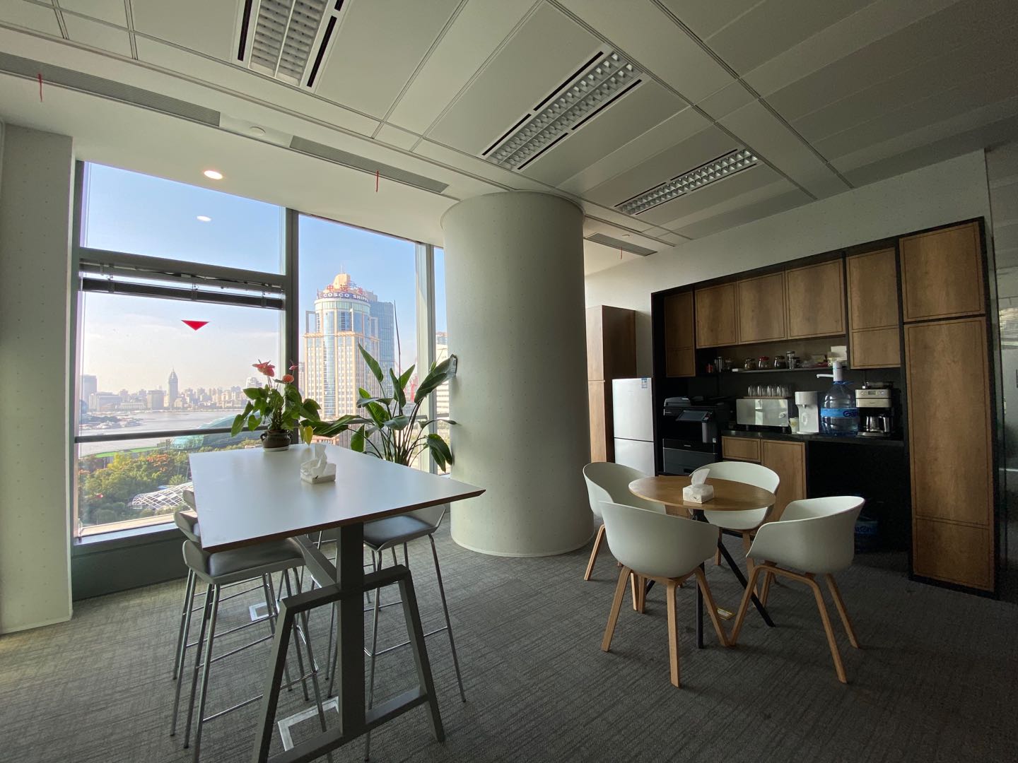 7-22051Q43402N3.jpg 普陀长征 普罗娜商务广场写字楼出租祁连山南路地铁站上盖 商圈楼盘300平办公室出租(图1)