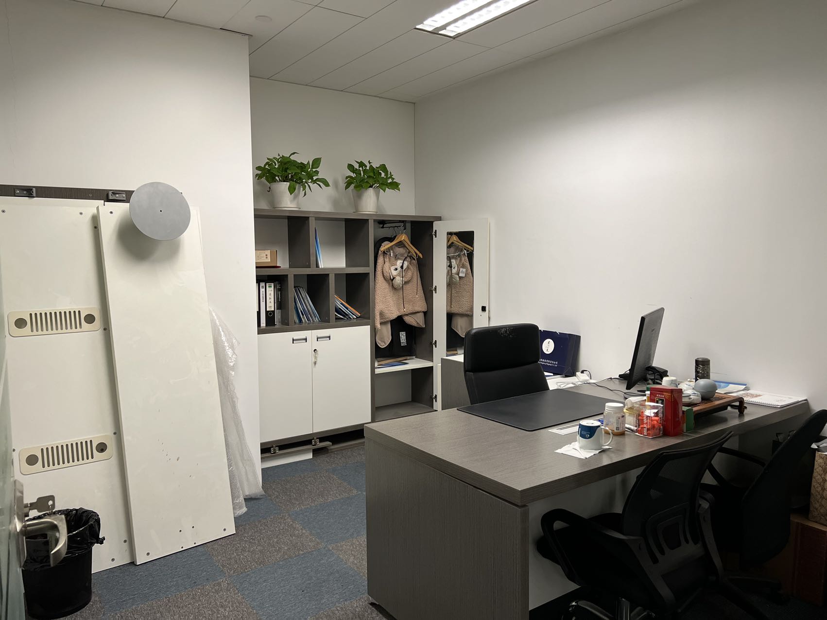 7-22051Q43403316.jpg 普陀长征 普罗娜商务广场写字楼出租祁连山南路地铁站上盖 商圈楼盘300平办公室出租(图7)