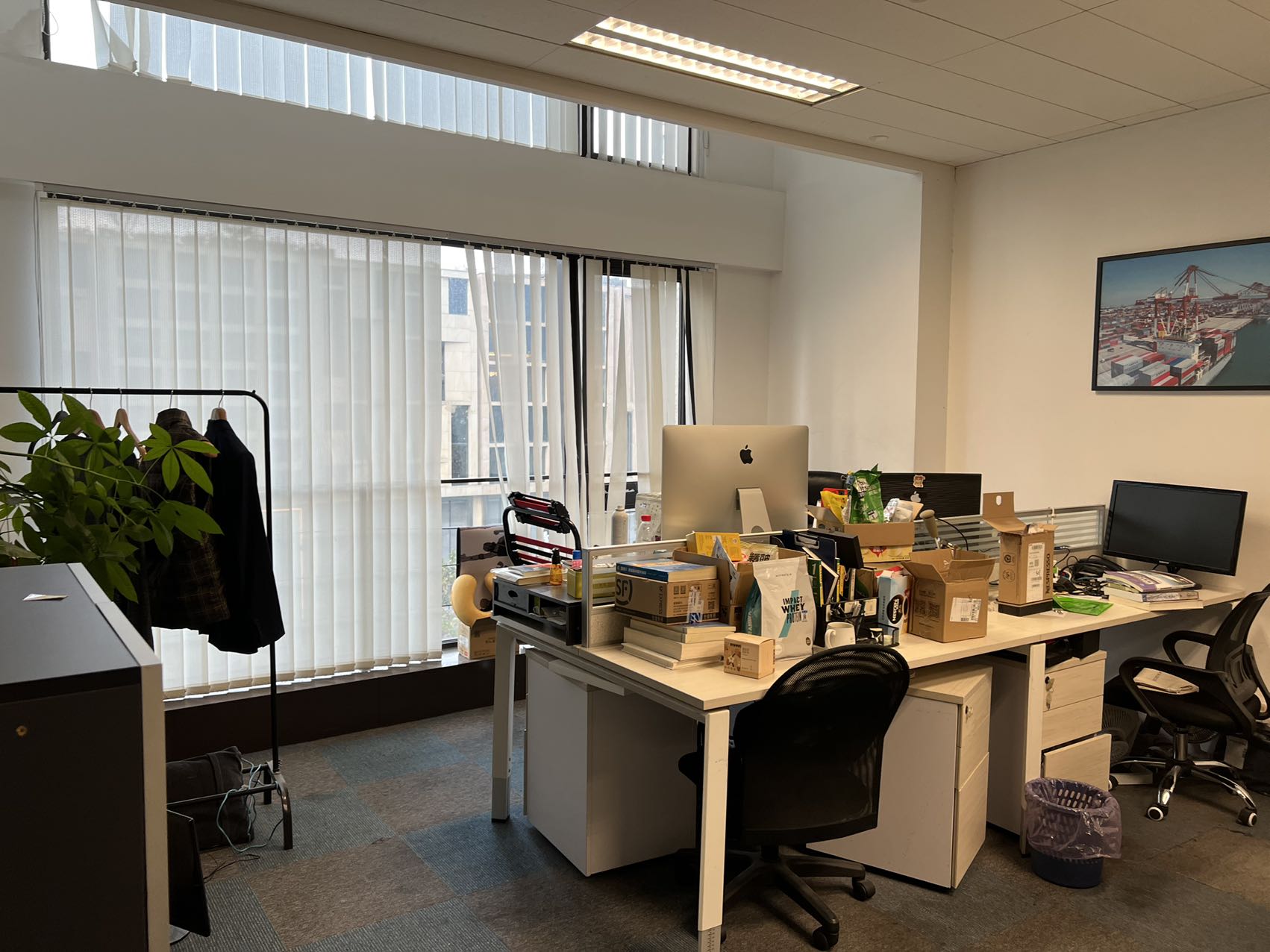 7-22051Q434041V.jpg 普陀长征 普罗娜商务广场写字楼出租祁连山南路地铁站上盖 商圈楼盘300平办公室出租(图10)