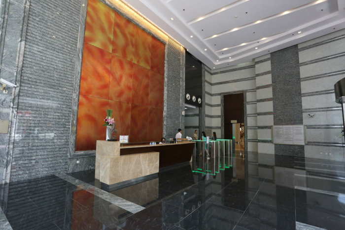 6-220519161952J4.jpg 八佰伴新梅联合广场特价写字楼出租(图1)