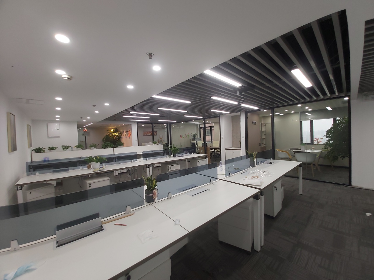 12-2205241P15C10.jpg 静安商业办公聚汇,泰禾大厦高层采光好 , 精装修落地窗采光 I(图3)