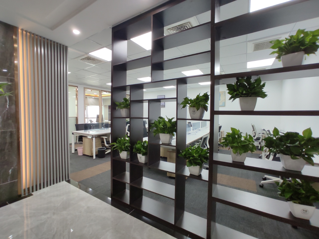 12-220526160J23Q.jpg 会德丰国际广场,静安寺地铁直达,整层,近嘉里中心, SOHO东(图2)